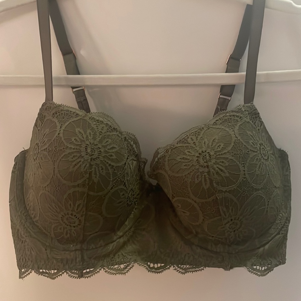 Balconette bra